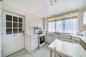 Kitchen- click for photo gallery